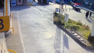 زیر گرفتن شدن یک شهروند نروژی توسط راننده مجنون دیوانه