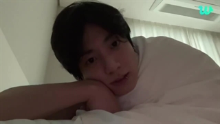 لایو جونگکوک ( BTS) در ویورس با زیرنویس فارسی آنلاین ♡♡ ( درخواستی). کپ