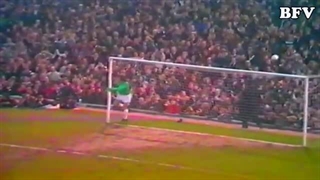Pat Jennings - Best Saves