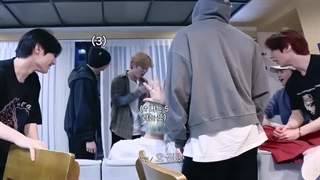 برنامه استری کیدز "SKZ LOG"+زیرنویس فارسی