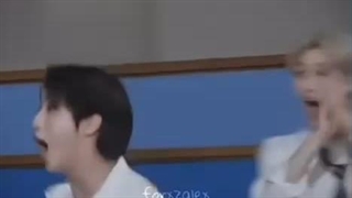 ولی اینجایی که جیسونگ پرید تو بغل لینو >>>>>