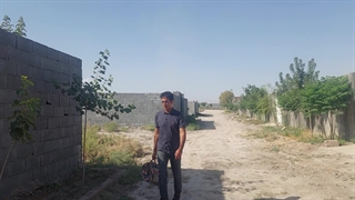 یک روز زیبا تفریح در باغ کوچک من