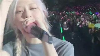 ویدئوهای منتشر شده از کنسرت بلک‌ پینک درکالیفرنیا ♡_♡