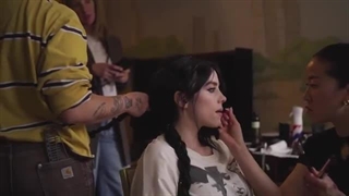 مجله ووگ | آماده شدن برای مت گالا | با بیلی آیلیش