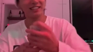 یکم شعبده بازی از جئون کیوتمون یاد بگیریم*_*(خدداااا فقط ذوقشو نیگااااا)