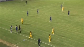 صحنه داوری بازی نفت مسجدسلیمان - فجرسپاسی