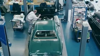 معرفی  تور موزه خودرو های کلاسیک مرسدس بنز