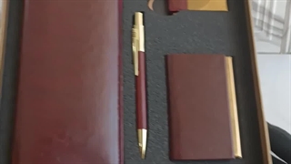 ست کیف و جا کارتی هدیه