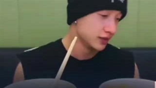 وقتی چان تصمیم میگیره نودل آتشین بخوره :-)