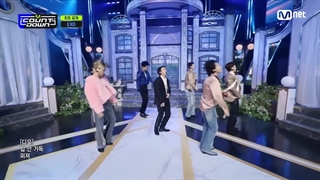 اجرای اکسو با آهنگ cream soda در ام کانت داون